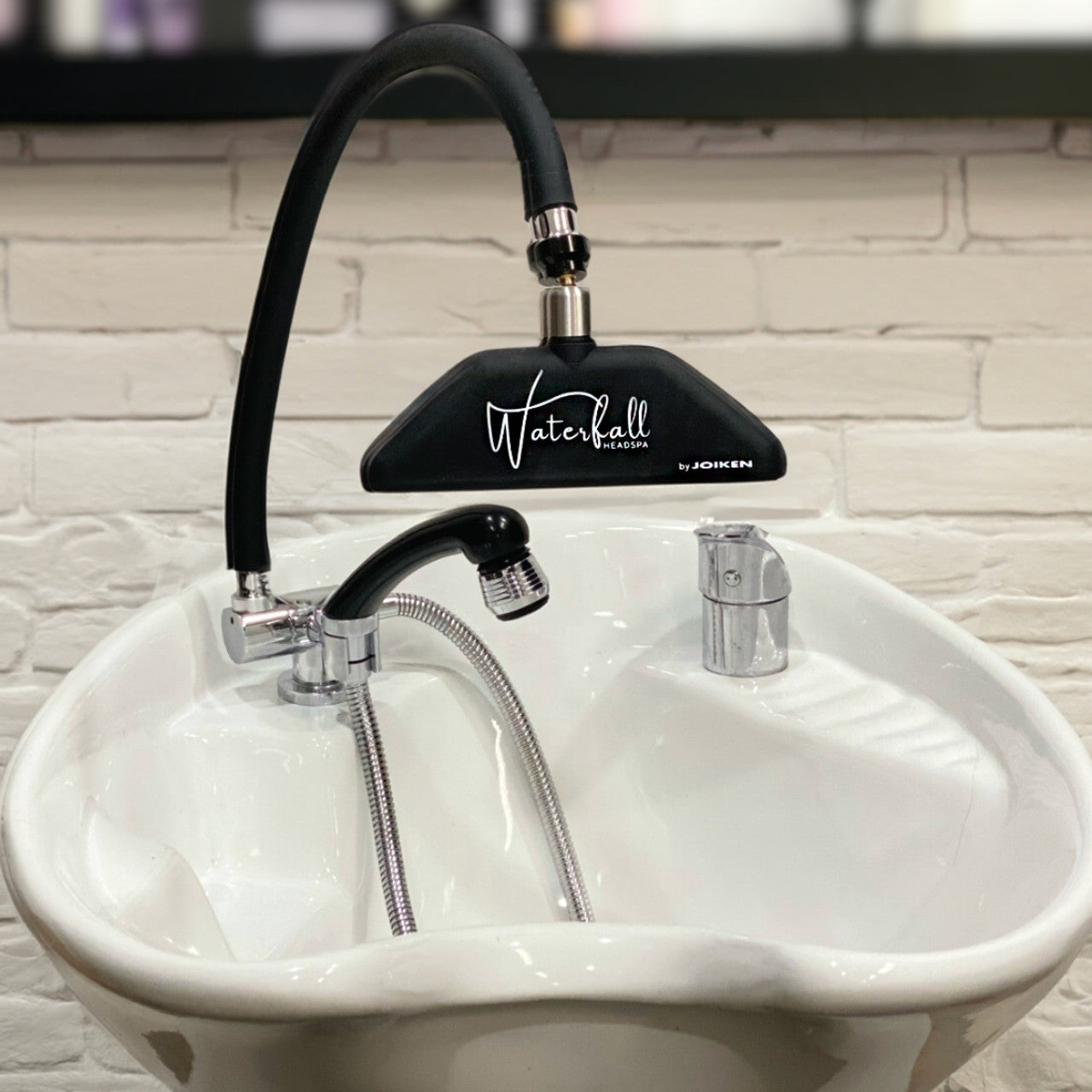 Waterfall Headspa